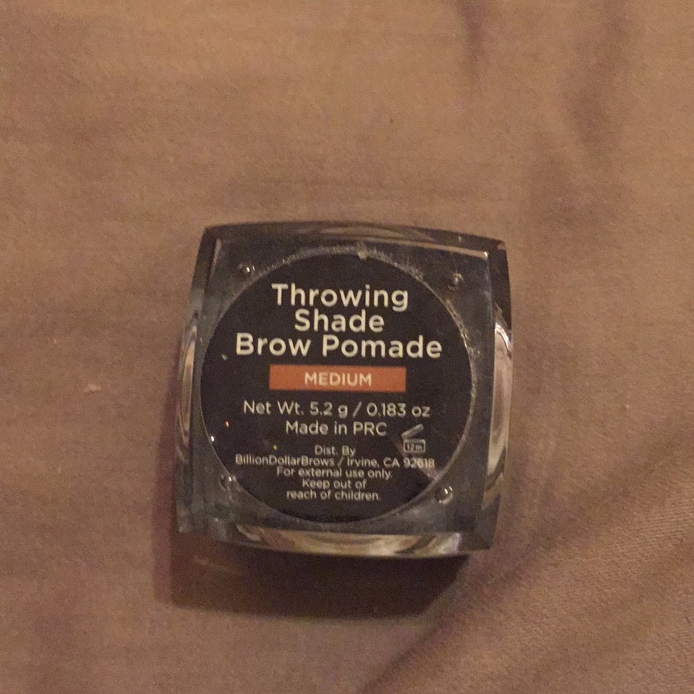 unused brow pomeade